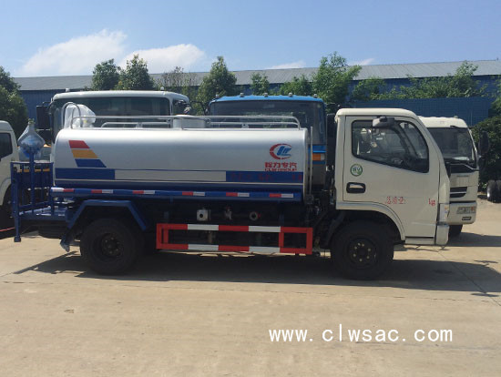 ����С������5����ˮ��