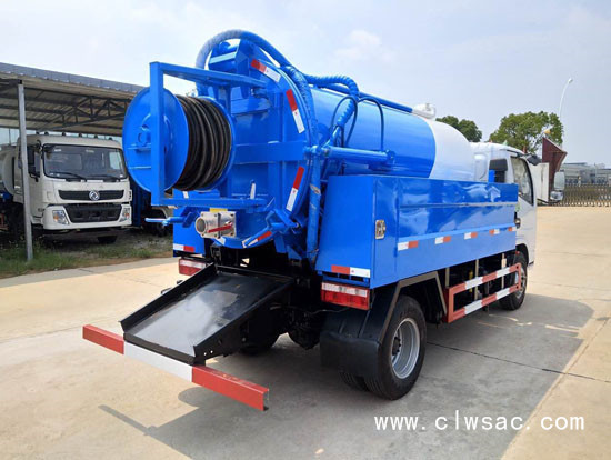 ����С������5.5����ϴ���۳�