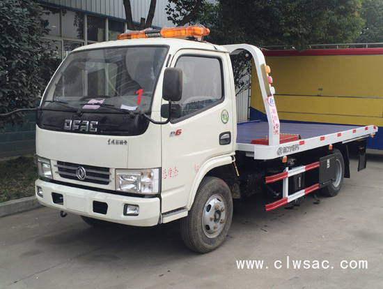 ����С������һ�ж��������ϳ�