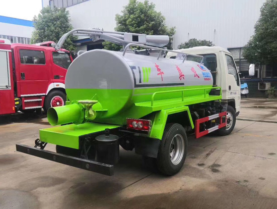 ����С��֮��3����2.6�����೵����