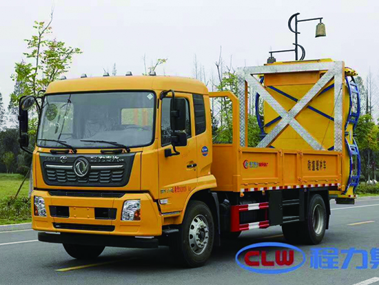 ���������������ײ���峵����