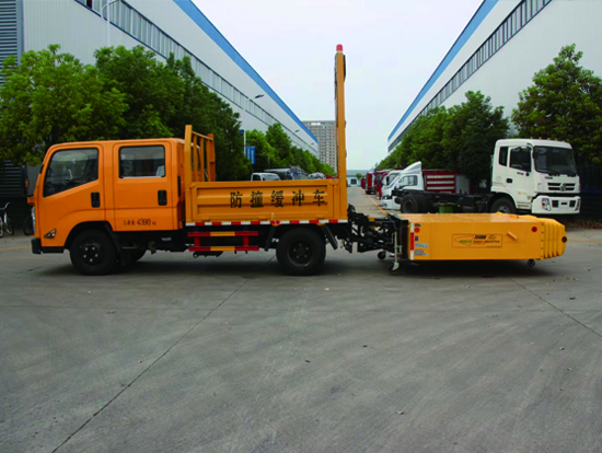 ���������忭�˷�ײ���峵����