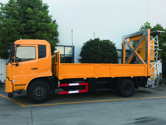 ���������������ײ���峵����