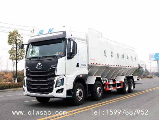 ��������ǰ�ĺ��40��ɢװ�������䳵����